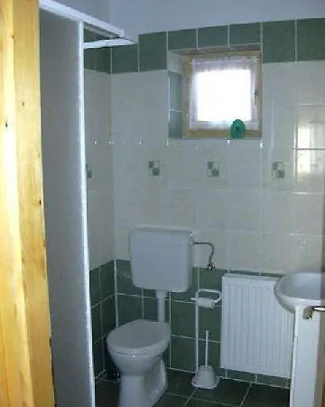 ゲストハウス Vendegmarasztalo Porta Szalafő